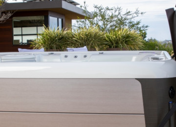 Hot tub insulation 101: How to ensure you don’t get left in the cold | HotSpring Spas