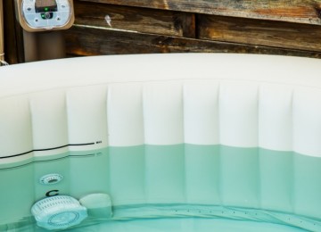 What is an inflatable spa and should I buy one? | HotSpring Spas