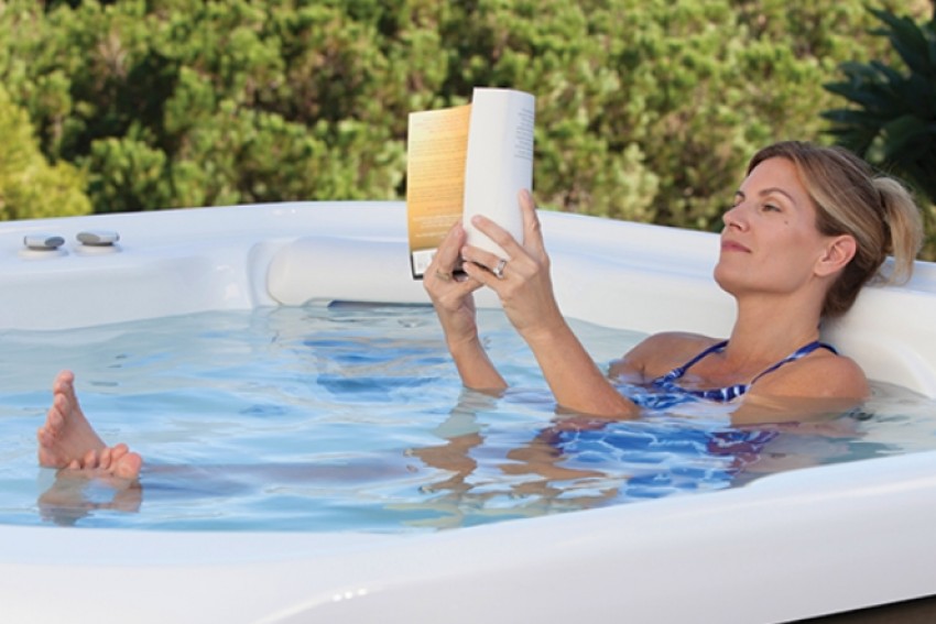 Outdoor spa pool ideas | HotSpring Spas