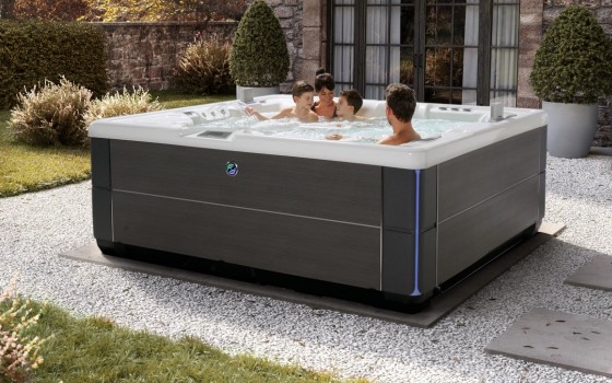 Can I put a hot tub on grass 560x350